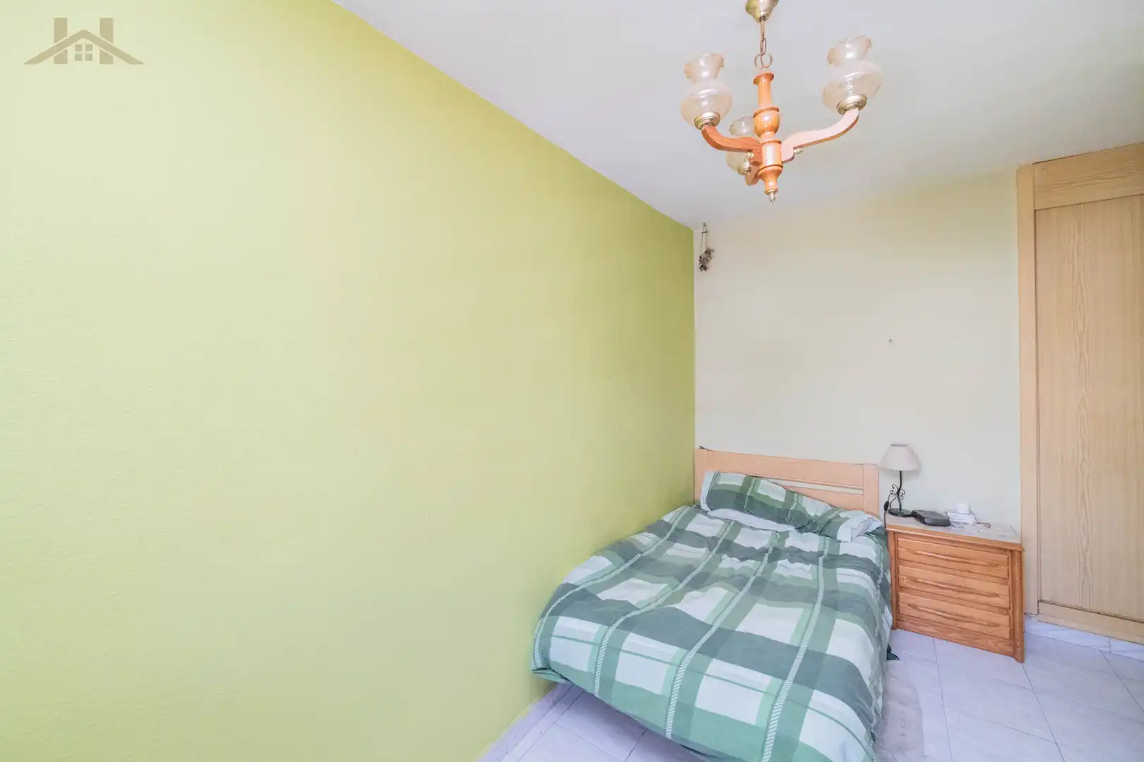 Habitación de Piso en venta en Fuenlabrada con Calefacción, Terraza y Horno