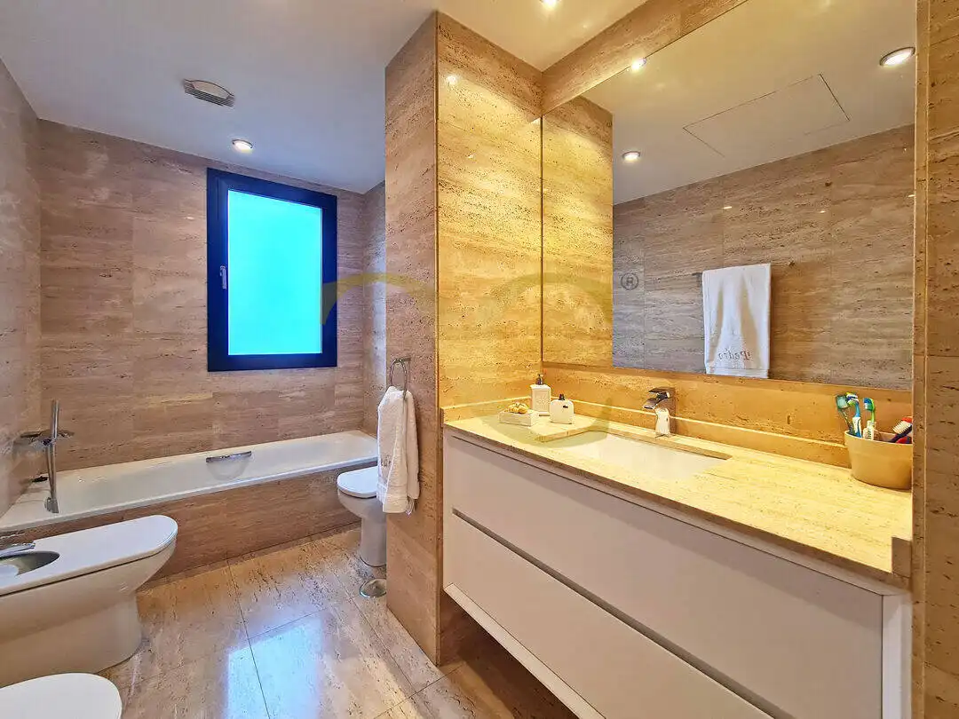 Baño de Casa o chalet en venta en Siero con Calefacción, Jardín privado y Trastero