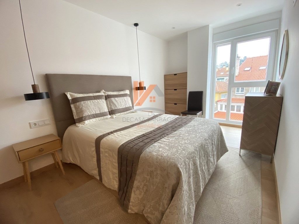 Habitación de Apartamento de alquiler en Santiago de Compostela  con Amueblado