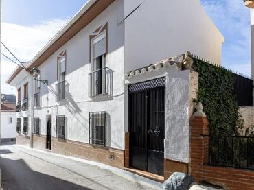 Maison mitoyenne à vendre à Calle de Mariana Pineda 1