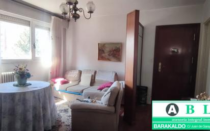 Flat for sale in Gabriel Aresti Hiribidea, 33, Txurdinaga