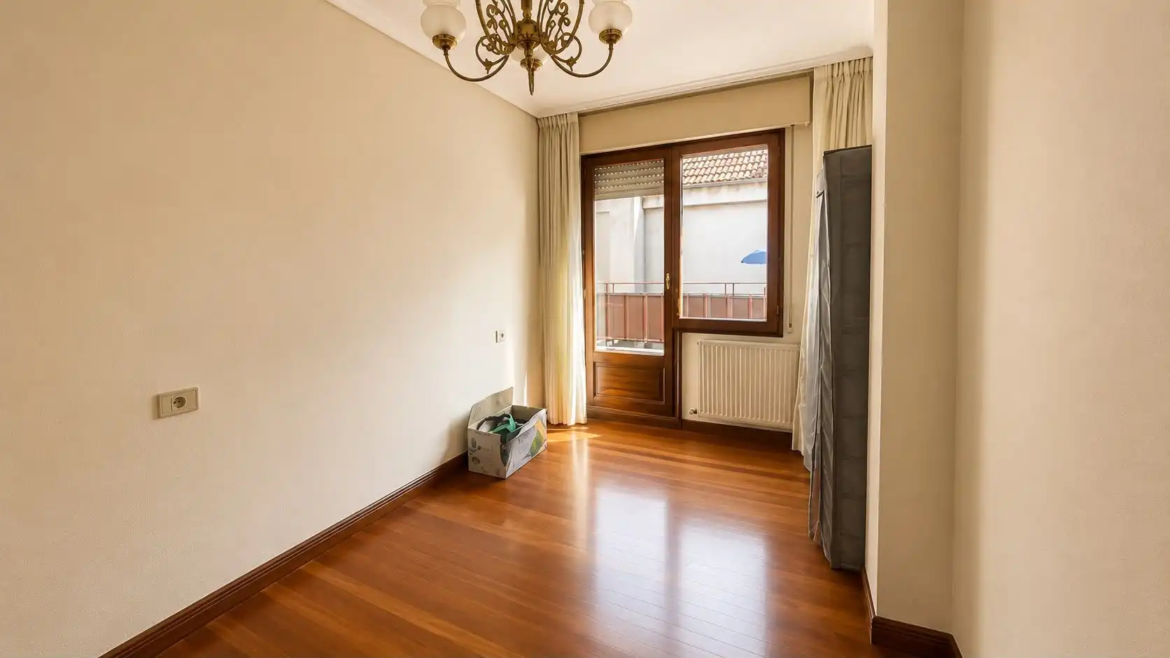 Piso en venta en Barakaldo  con Calefacción, Terraza y Trastero