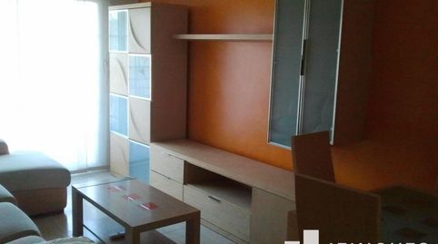 PISO ALQUILADO CON 4 HAB  BALCON