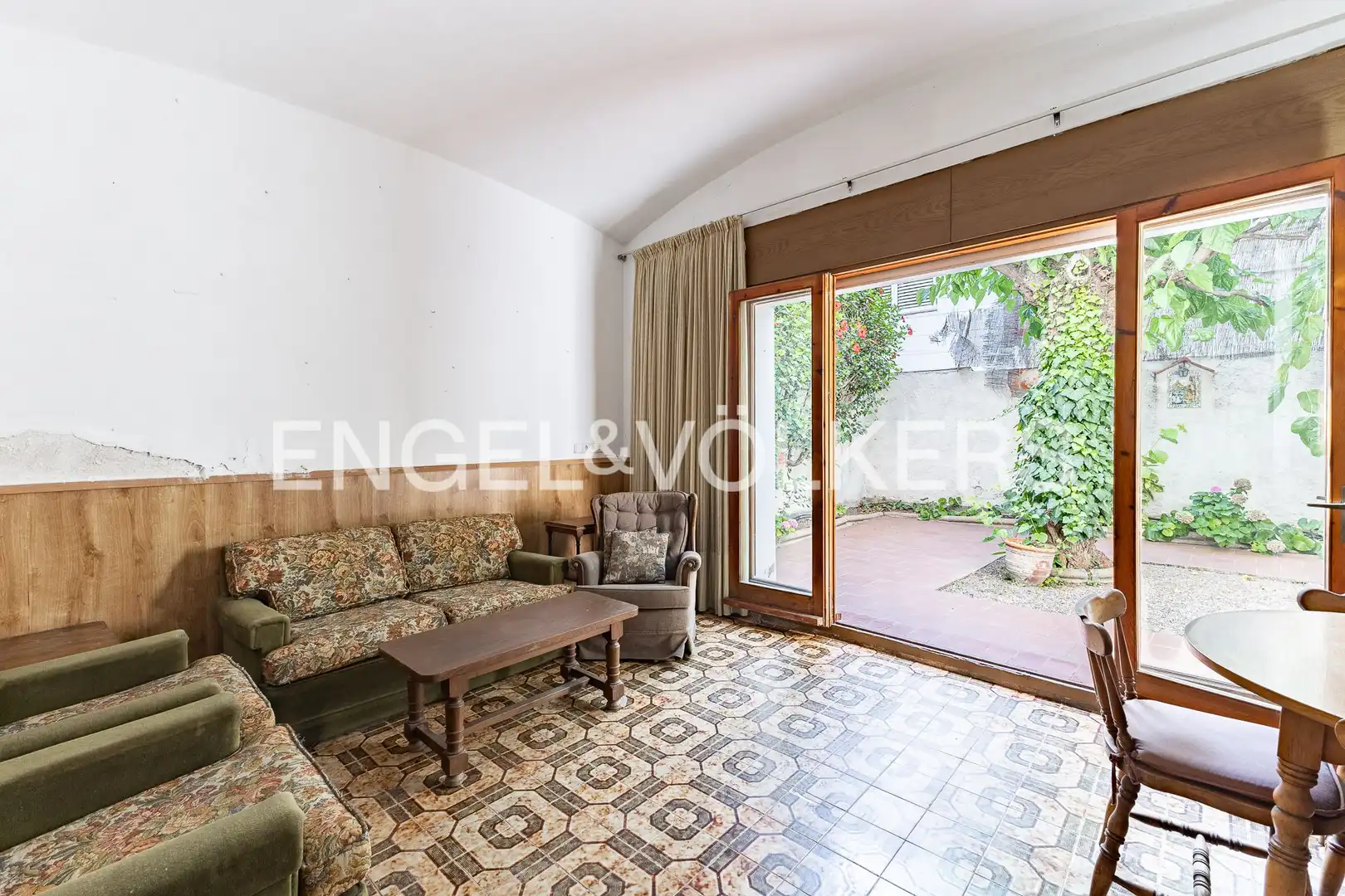 Sala de estar de Casa adosada en venta en Vilassar de Mar con Calefacción, Jardín privado y Terraza