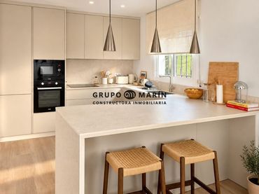 House with garden for sale in Carrer València