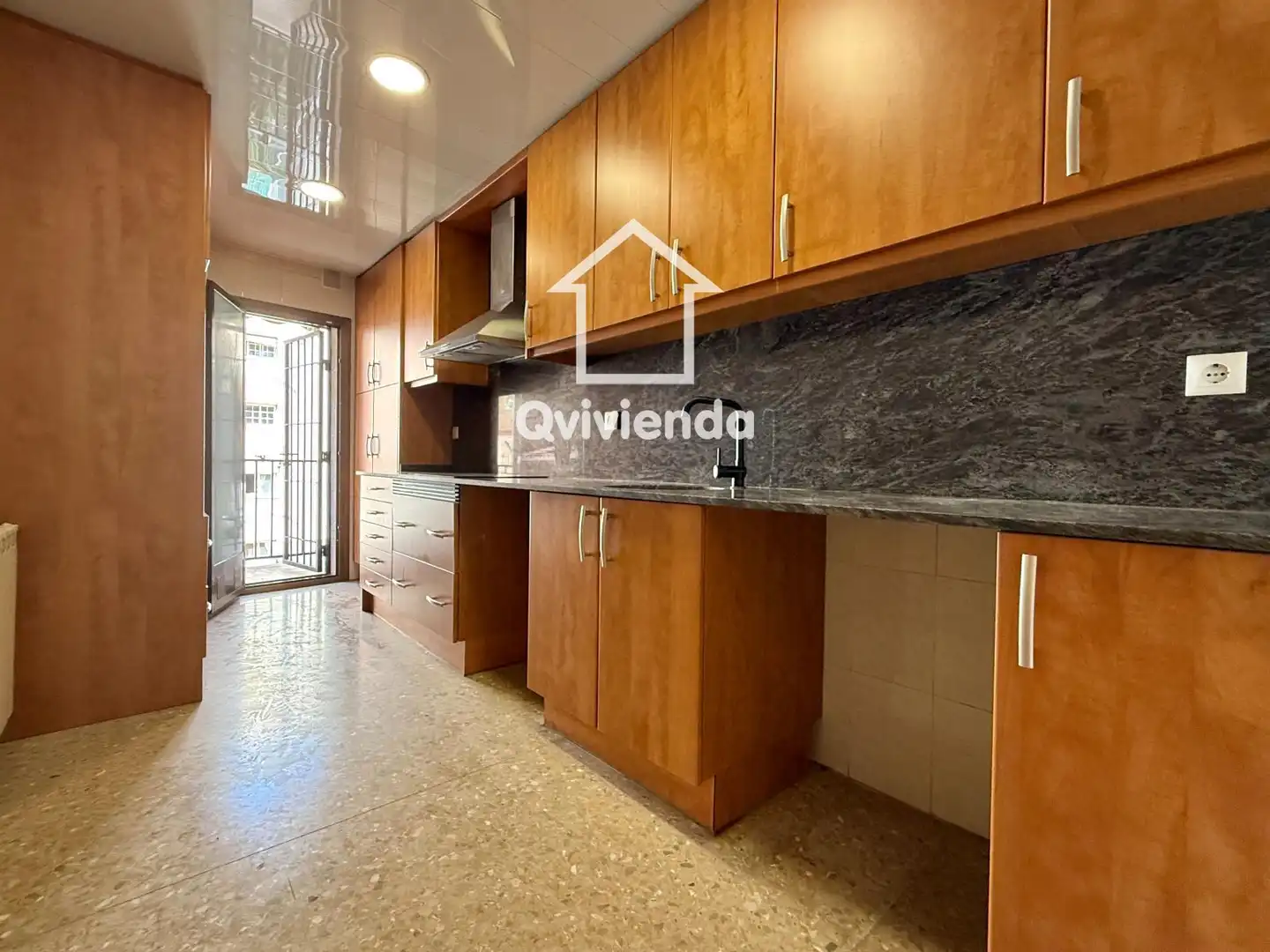 Cocina de Piso en venta en Polinyà con Calefacción, Terraza y Balcón