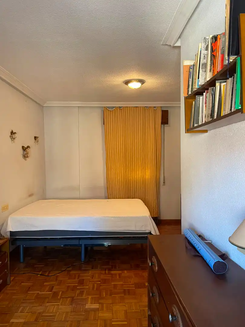 Habitación de Piso en venta en Plasencia con Calefacción y Balcón