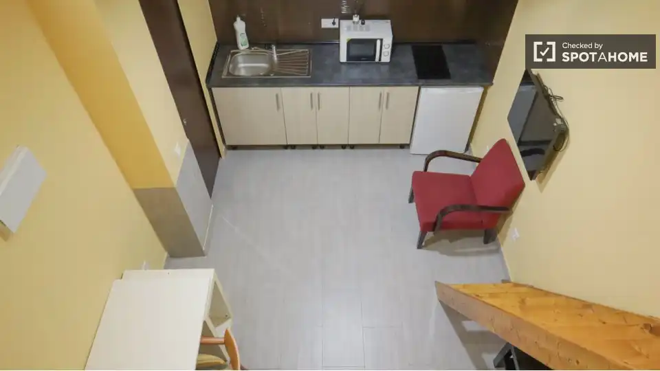 Room in Guindalera