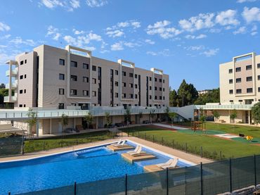 Pis d'obra nova amb balcó en venda a Avinguda de Salvador Vilaseca 1
