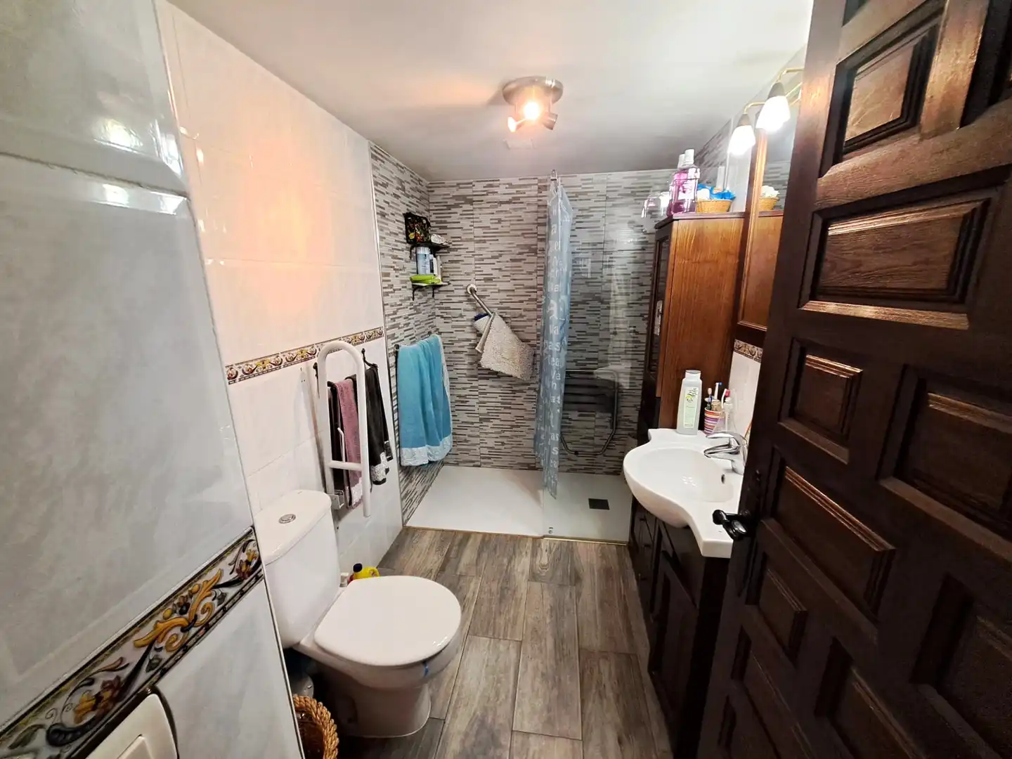 Bany de Casa adosada en venda en Baños de Rioja amb Calefacció, Jardí privat i Terrassa