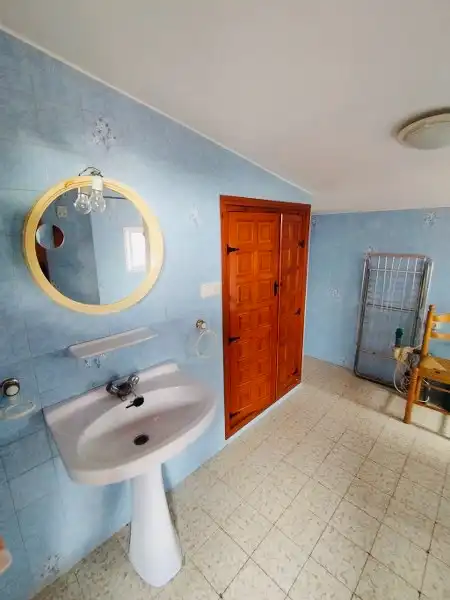 Bathroom of Houses for sale in Dénia  with Air Conditioner, Heating and Private garden