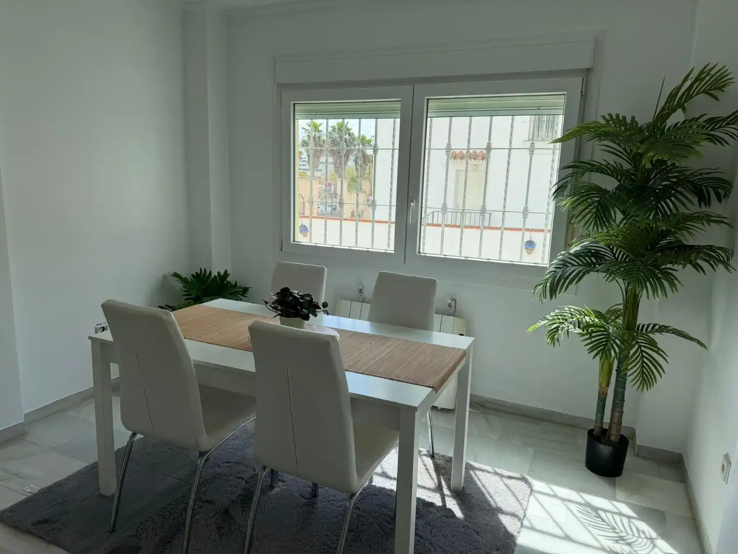 Comedor de Casa o chalet en venta en Torremolinos con Aire acondicionado, Calefacción y Terraza
