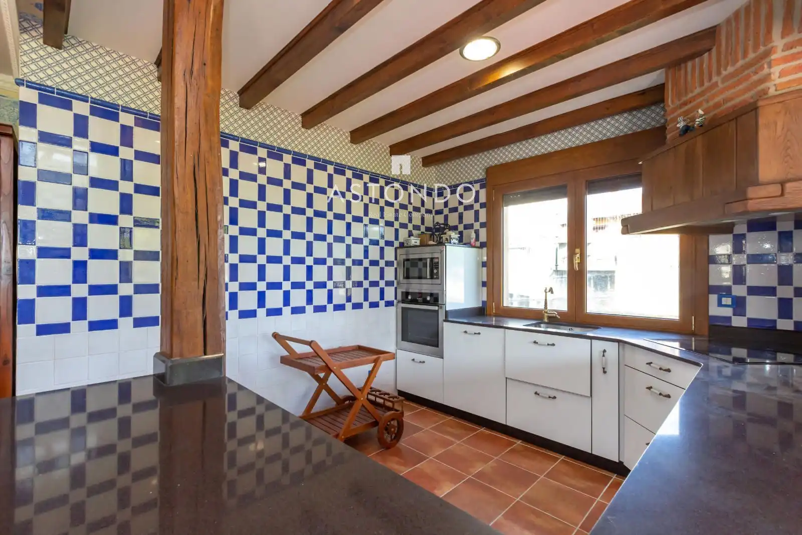 Cocina de Casa o chalet en venta en Bareyo con Calefacción, Jardín privado y Terraza