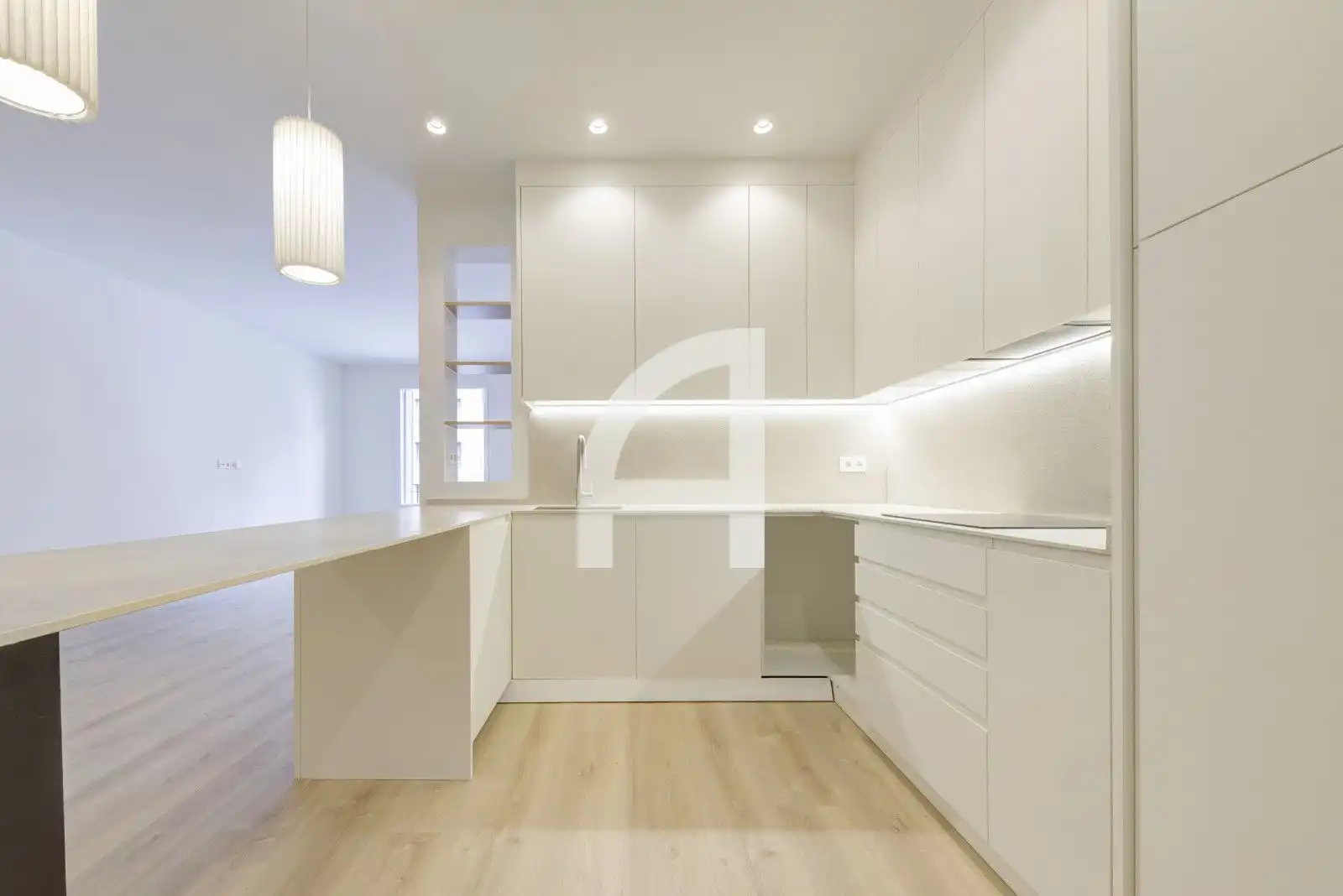 Küche von Wohnung zum Verkauf in Madrid mit Klimaanlage, Heizung und Terrasse