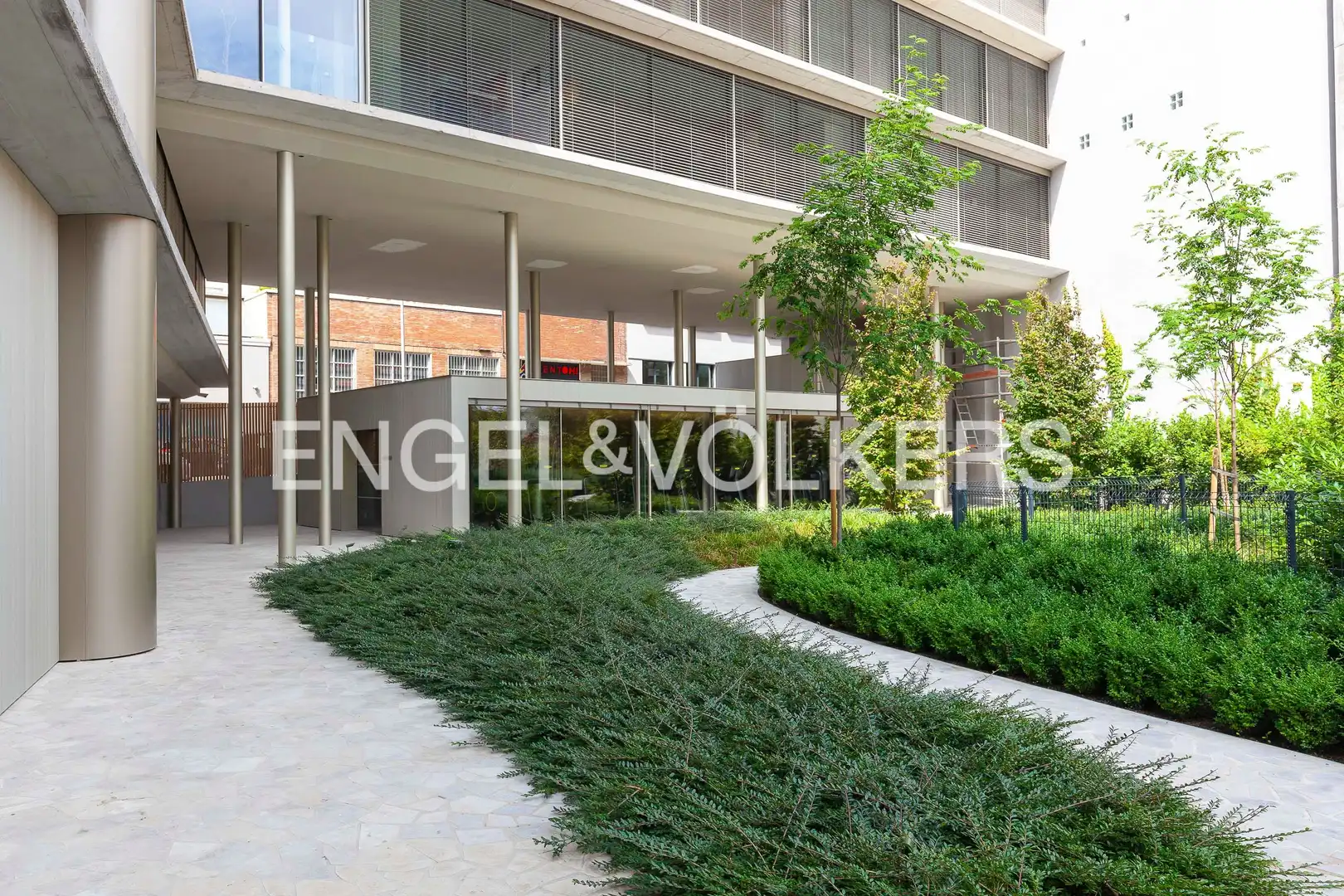 Terraza de Piso en venta en Madrid con Aire acondicionado, Calefacción y Jardín privado