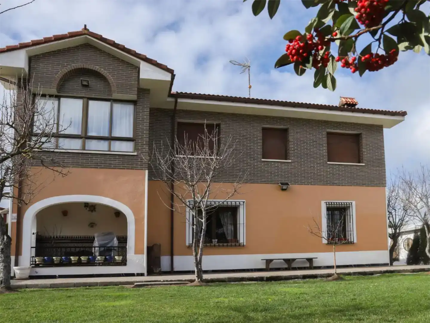 Vista exterior de Casa o chalet en venta en Trespaderne, Burgos
