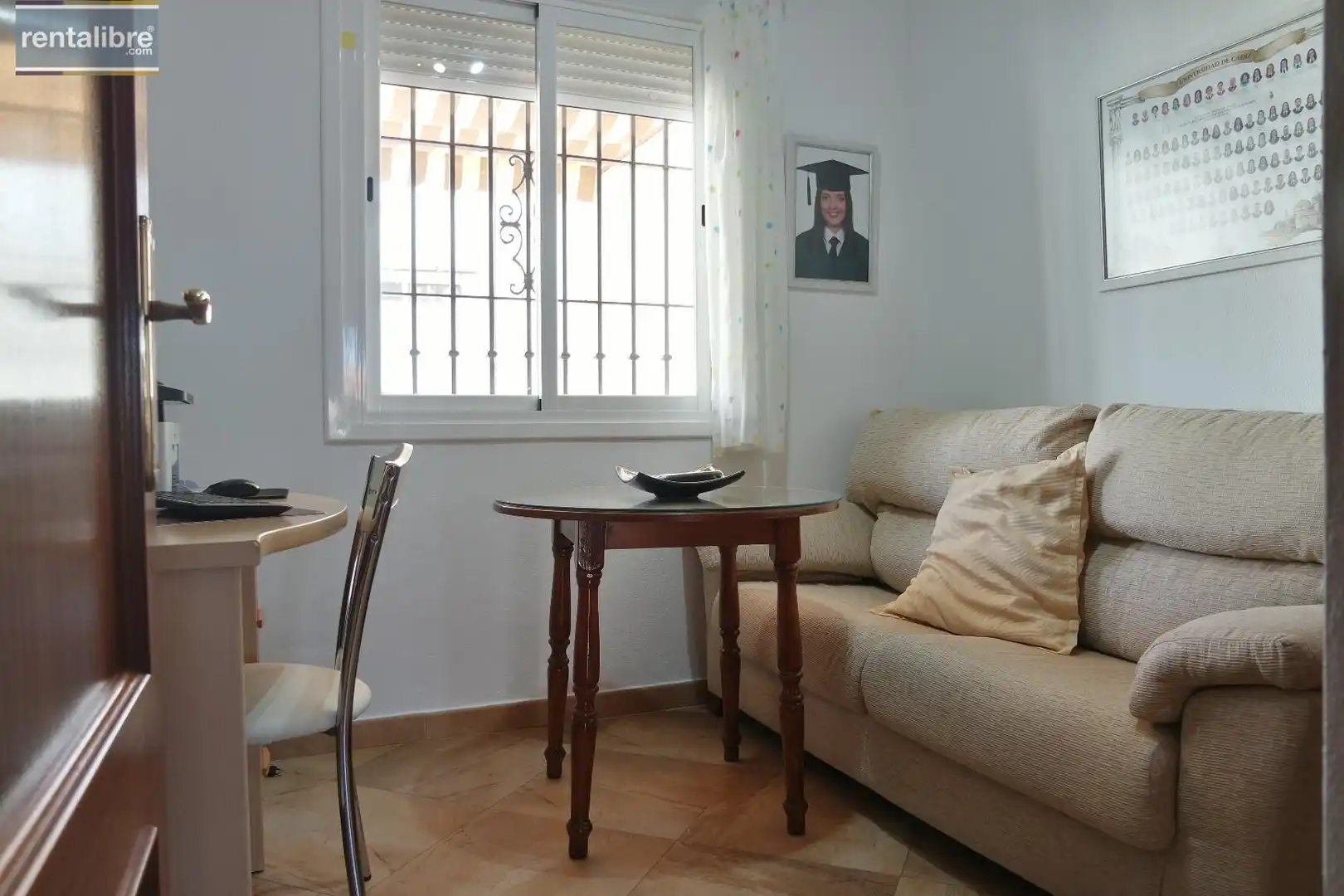 Sala de estar de Casa adosada en venta en Chipiona con Aire acondicionado, Calefacción y Terraza