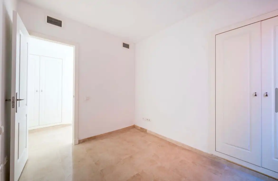Appartamento con piscina in vendita a Calahonda, imagen 19