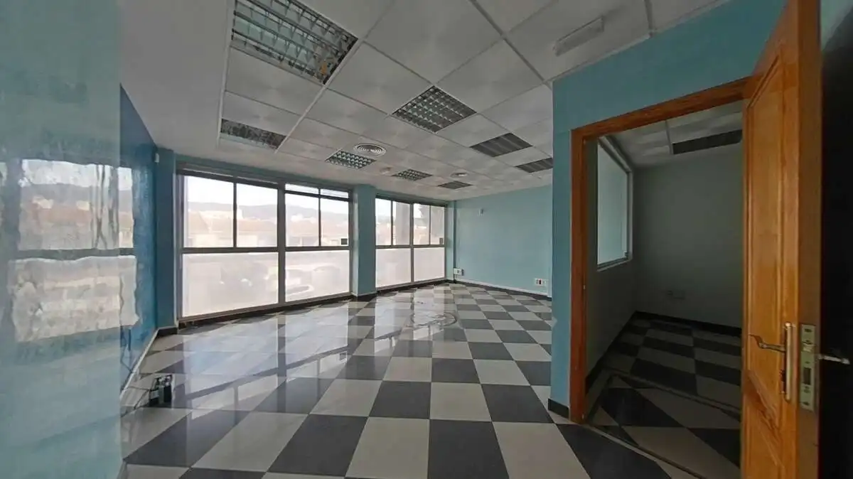 Büro mit Aufzug zum Verkauf in El Parador de las Hortichuelas, imagen 4