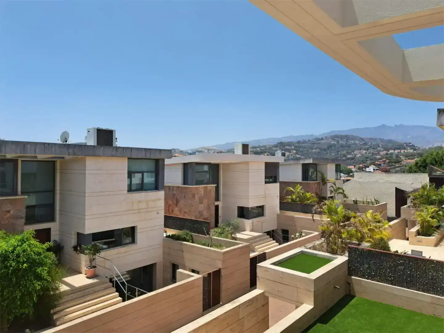Terrassa de Casa o xalet en venda en Santa Brígida amb Aire condicionat, Jardí privat i Parquet
