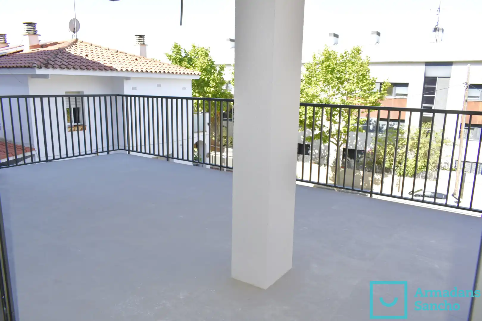 Terraza de Piso de alquiler en Tiana con Aire acondicionado, Calefacción y Parquet