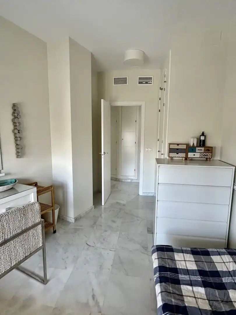 Apartamento en venta en Estepona con Aire acondicionado, Terraza y Amueblado