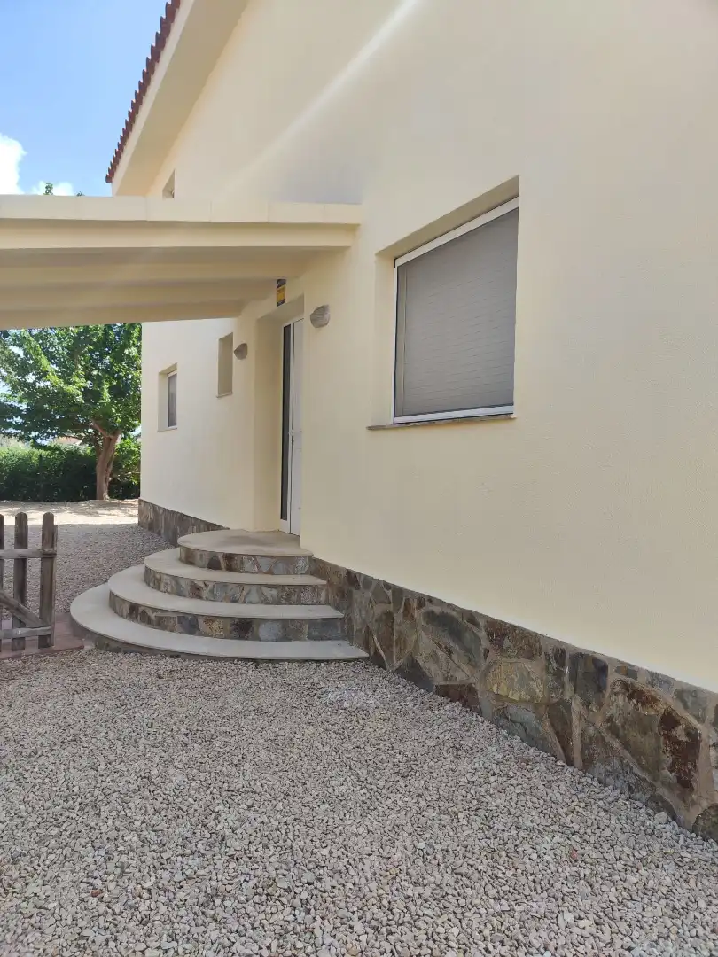 Vista exterior de Casa o chalet de alquiler en Deltebre con Jardín privado, Horno y Lavadora