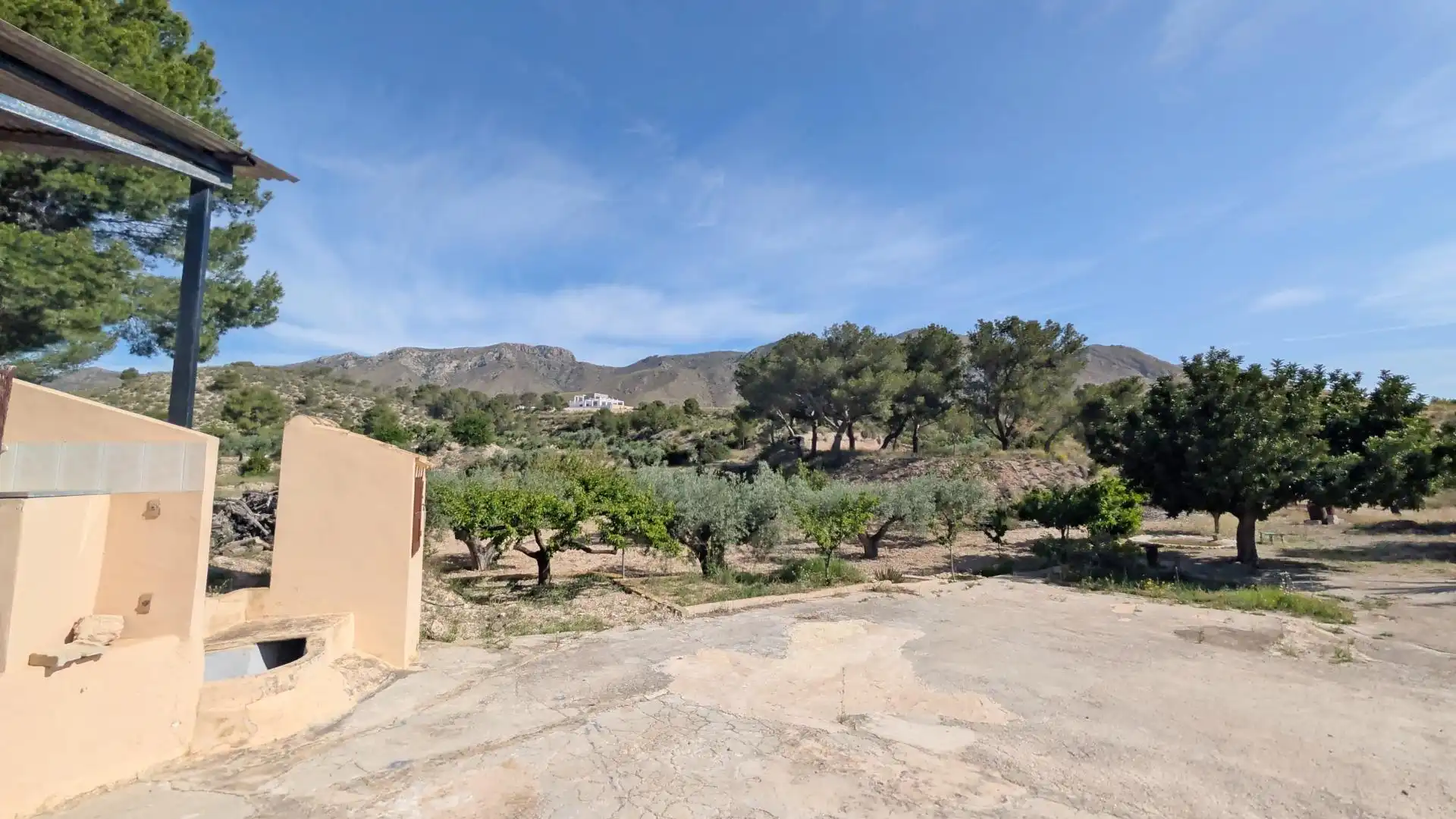 Casa con jardín en venta en Hondón de las Nieves / El Fondó de les Neus, imagen 10