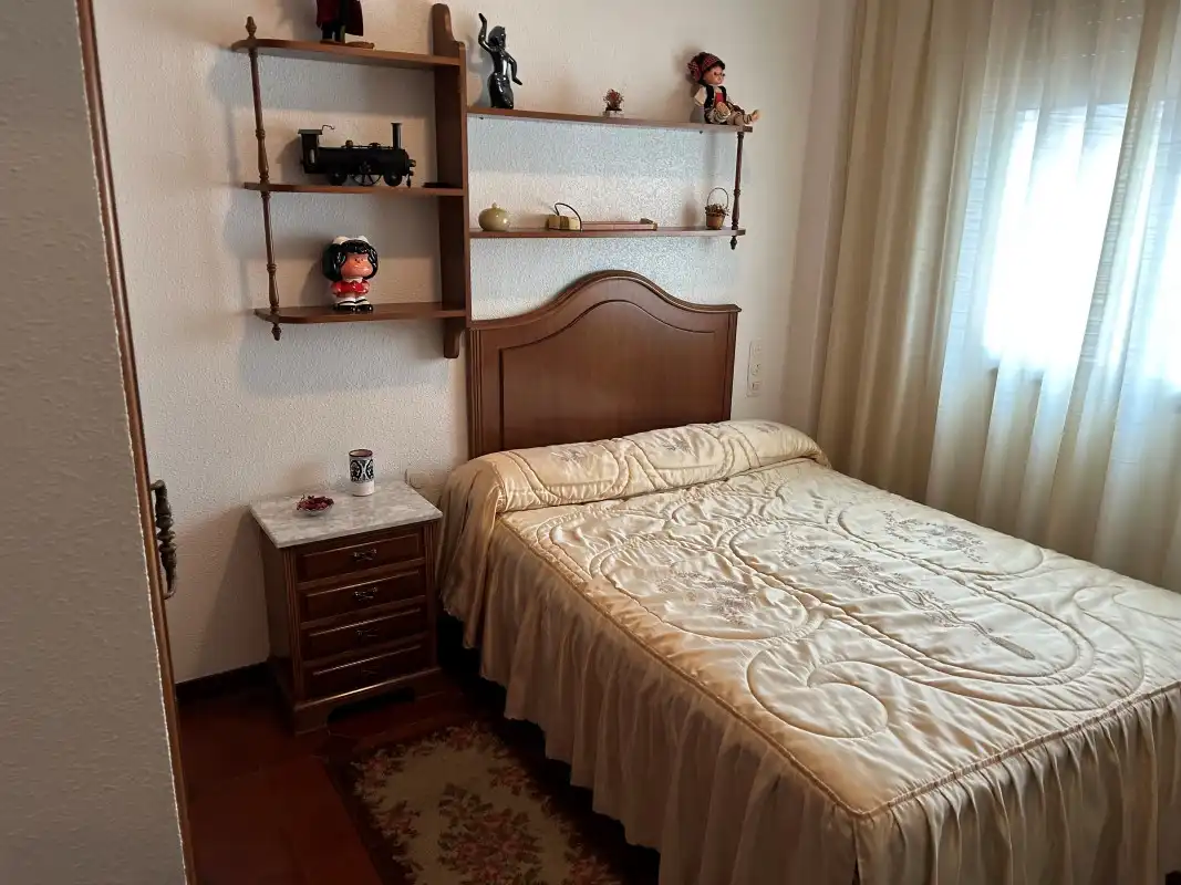 Bedroom of Houses for sale in L'Alqueria de la Comtessa  with Air Conditioner, Terrace and Furnished
