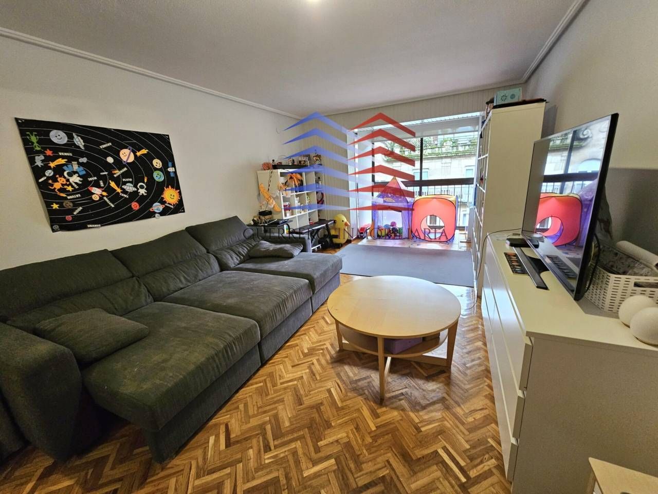 Living room of Flat for sale in Ourense Capital   with Heating, Parquet flooring and Storage room