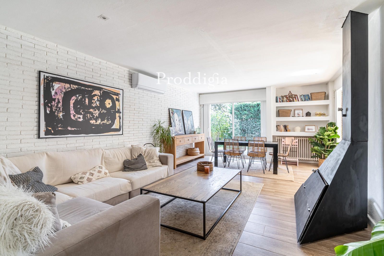 Living room of House or chalet for sale in Cerdanyola del Vallès  with Air Conditioner, Heating and Private garden