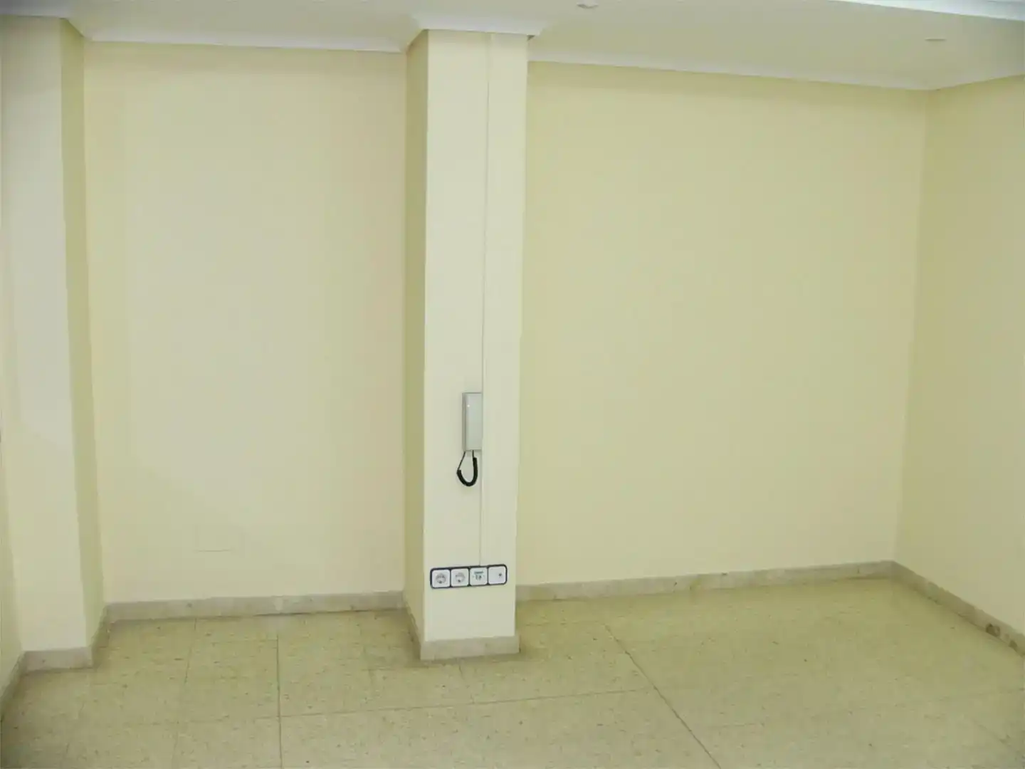 Oficina de lloguer en Ferrol