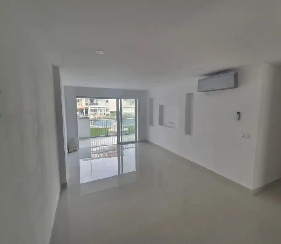 Flat with pool for sale in Playa de los Boliches, imagen 2