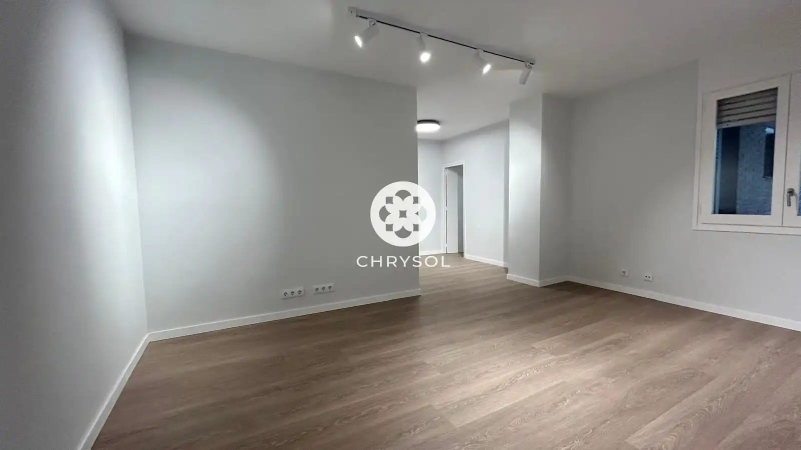 Living room of Office for rent in Barcelona  with Air Conditioner and Heating