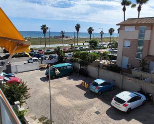 Aparcament de Loft de lloguer en Castelldefels amb Balcó