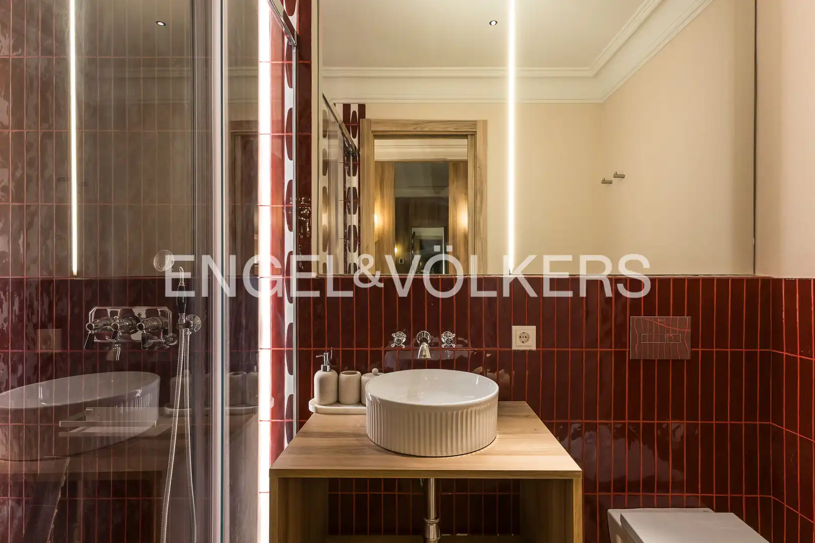 Baño de Apartamento de alquiler en Rivas-Vaciamadrid con Aire acondicionado, Calefacción y Amueblado