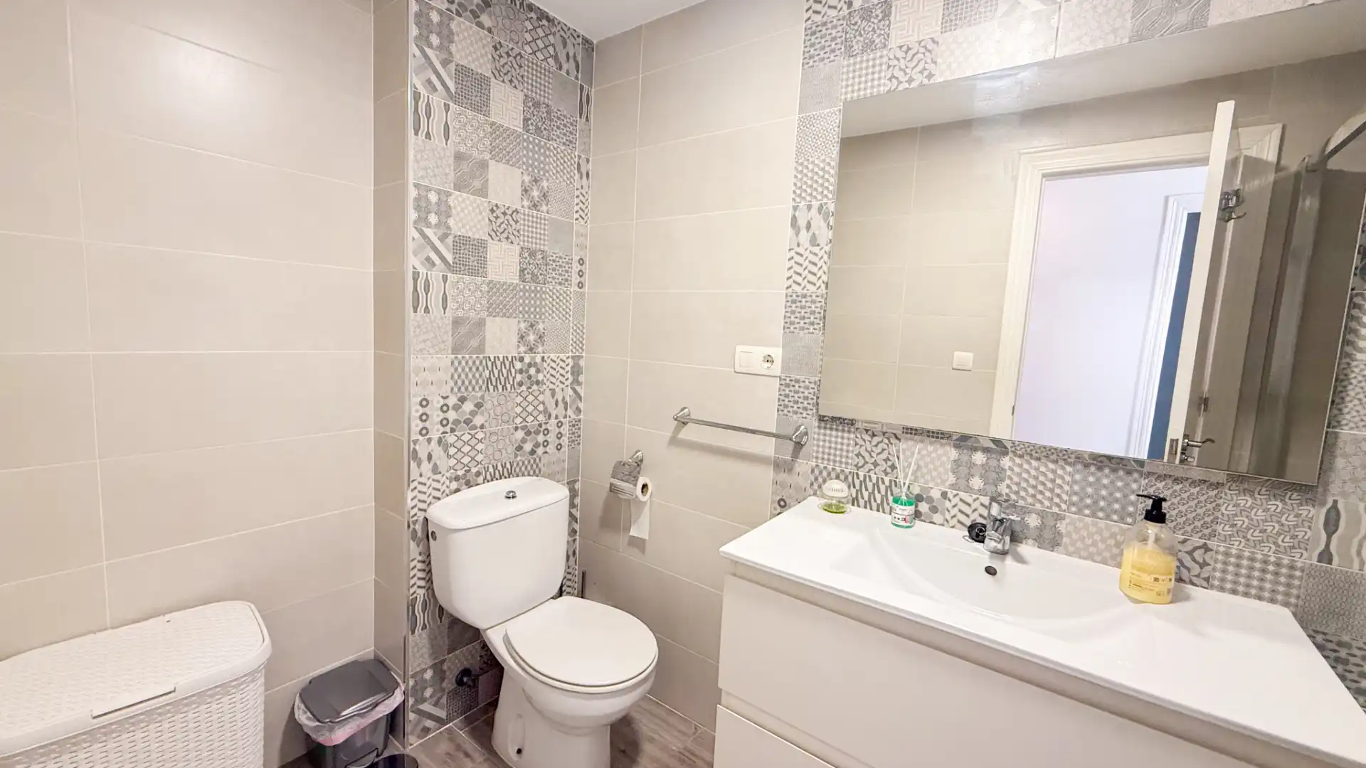 Flat for rent in Calle Violeta, 8, Paseo Marítimo de Levante
