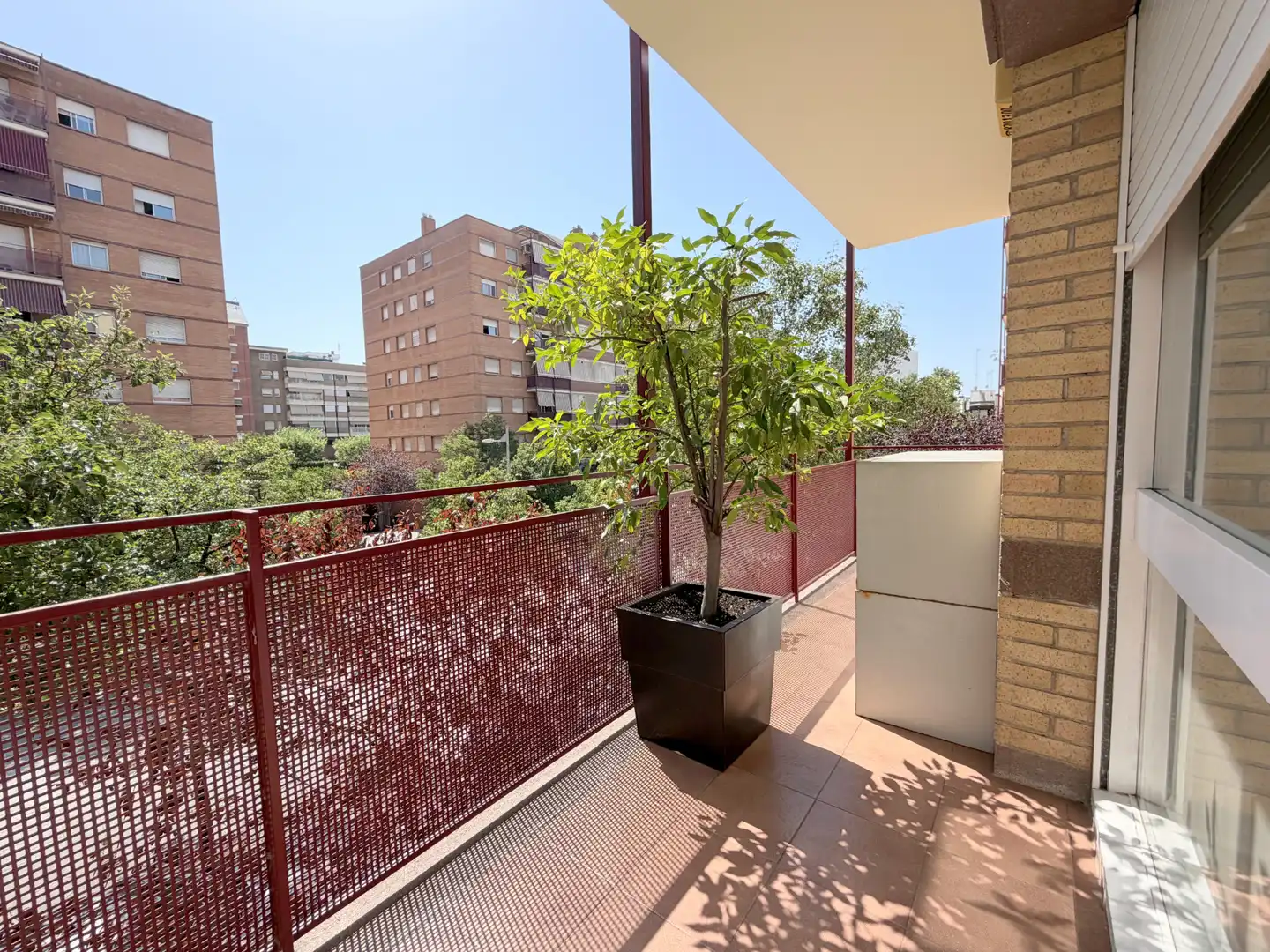 Oficina con terraza en alquiler en Rambla Josep Tarradellas 3, imagen 8