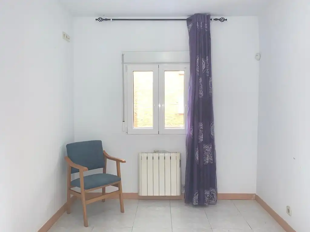 Bedroom of Ground floor for rent in Madrid  with Air Conditioner and Heating