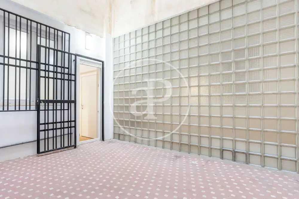 Wohnung zur Miete in Valencia mit Klimaanlage, Heizung und Terrasse