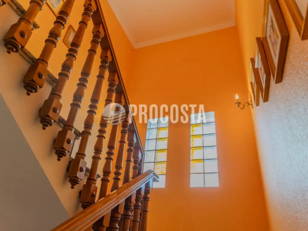 Casa o xalet en venda en Fuente Vaqueros amb Aire condicionat, Jardí privat i Terrassa