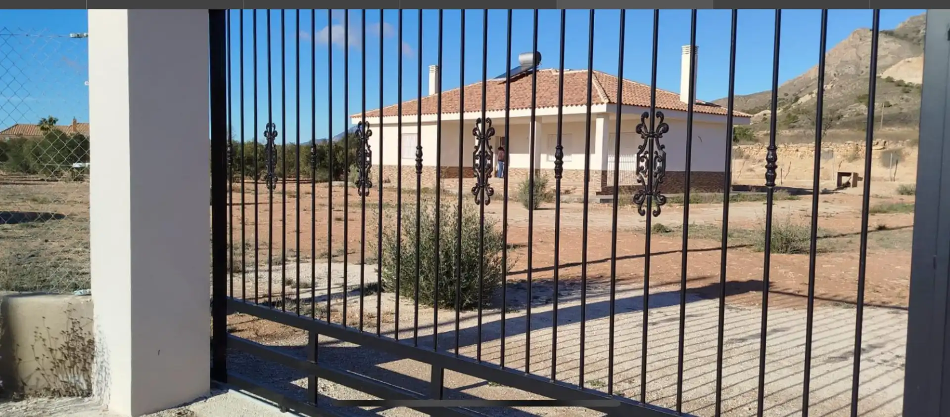 Detached house with garden for sale in Carretera Macisvenda 104A, imagen 2