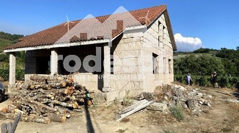 Foto 3 de Casa o xalet en venda a Leiro, Ourense
