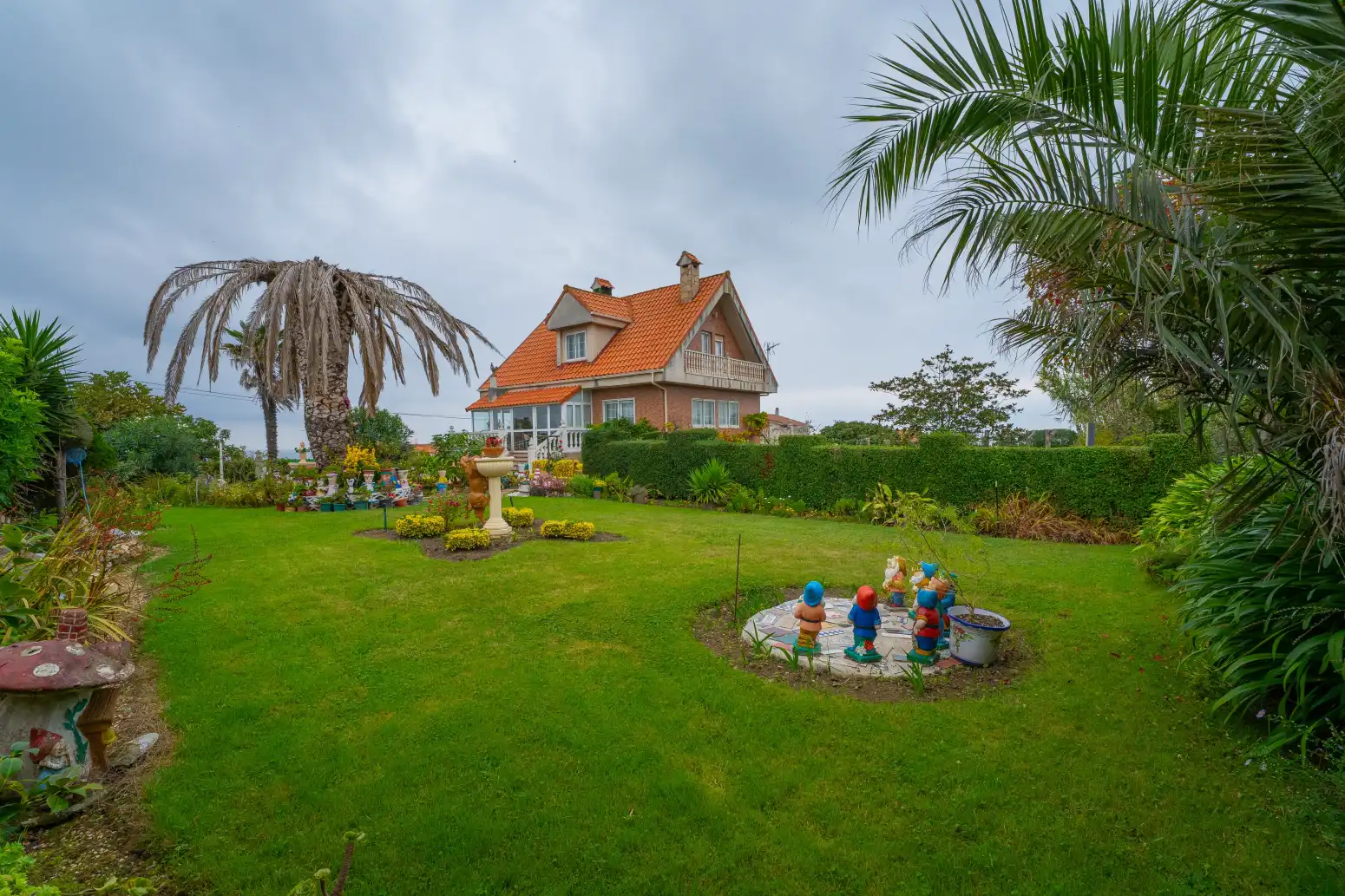 Garden of Houses for sale in Cueto