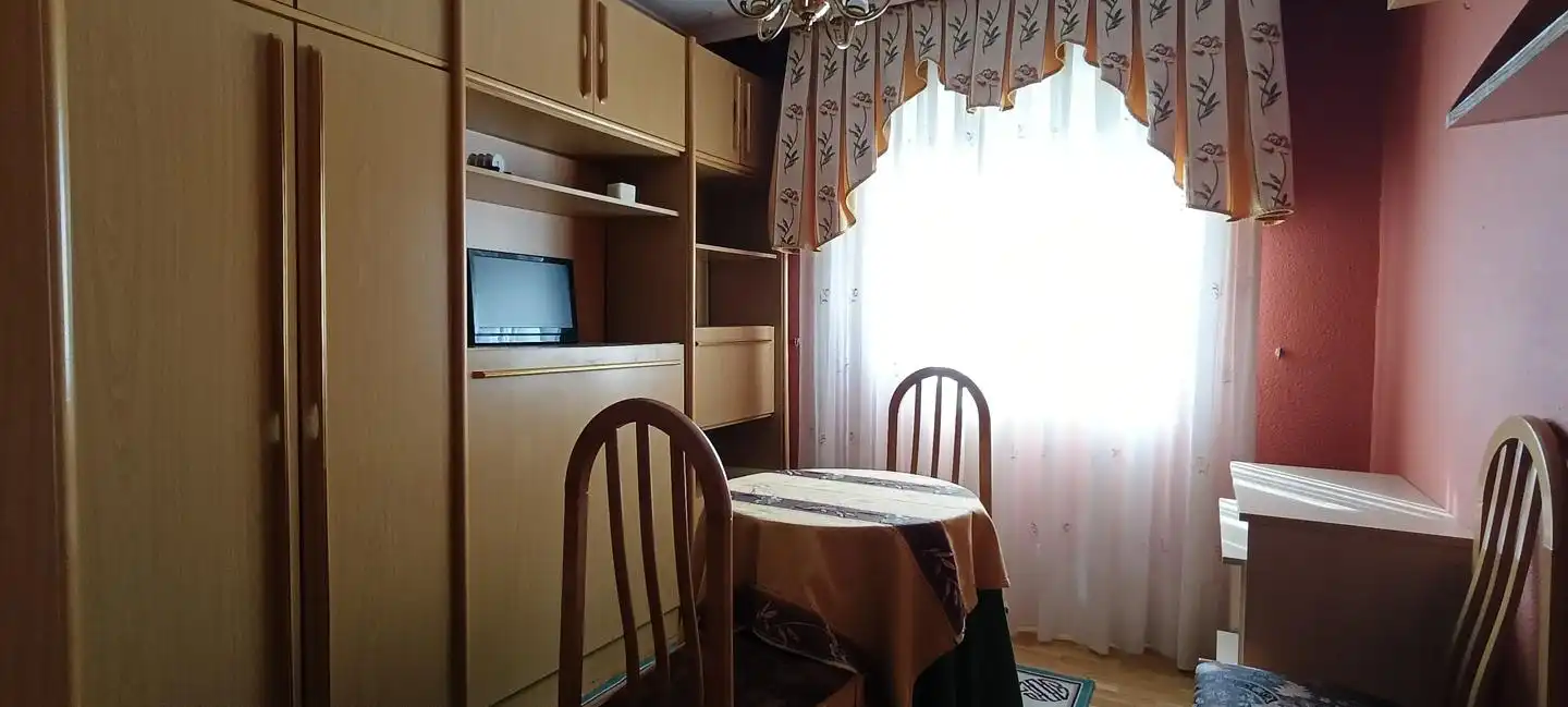 Piso en venta en Calle Miguel Hernández, Armunia