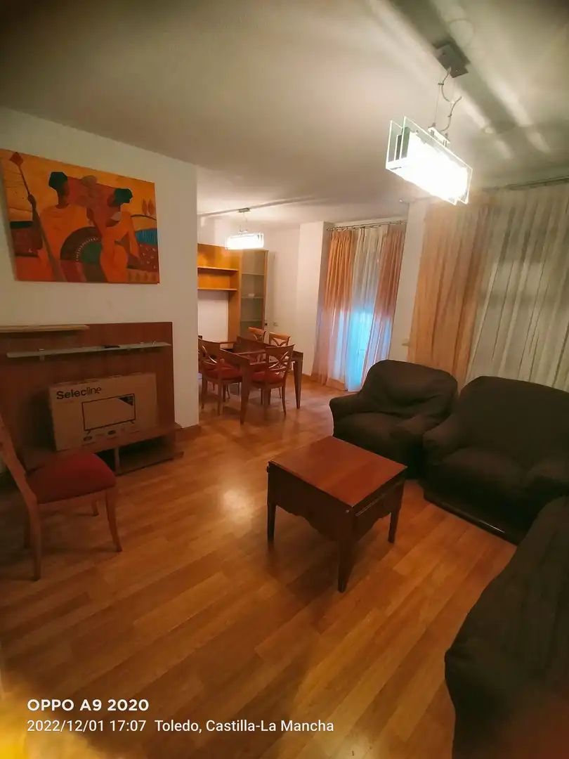 Sala de estar de Piso de alquiler en Toledo con Aire acondicionado, Calefacción y Jardín privado
