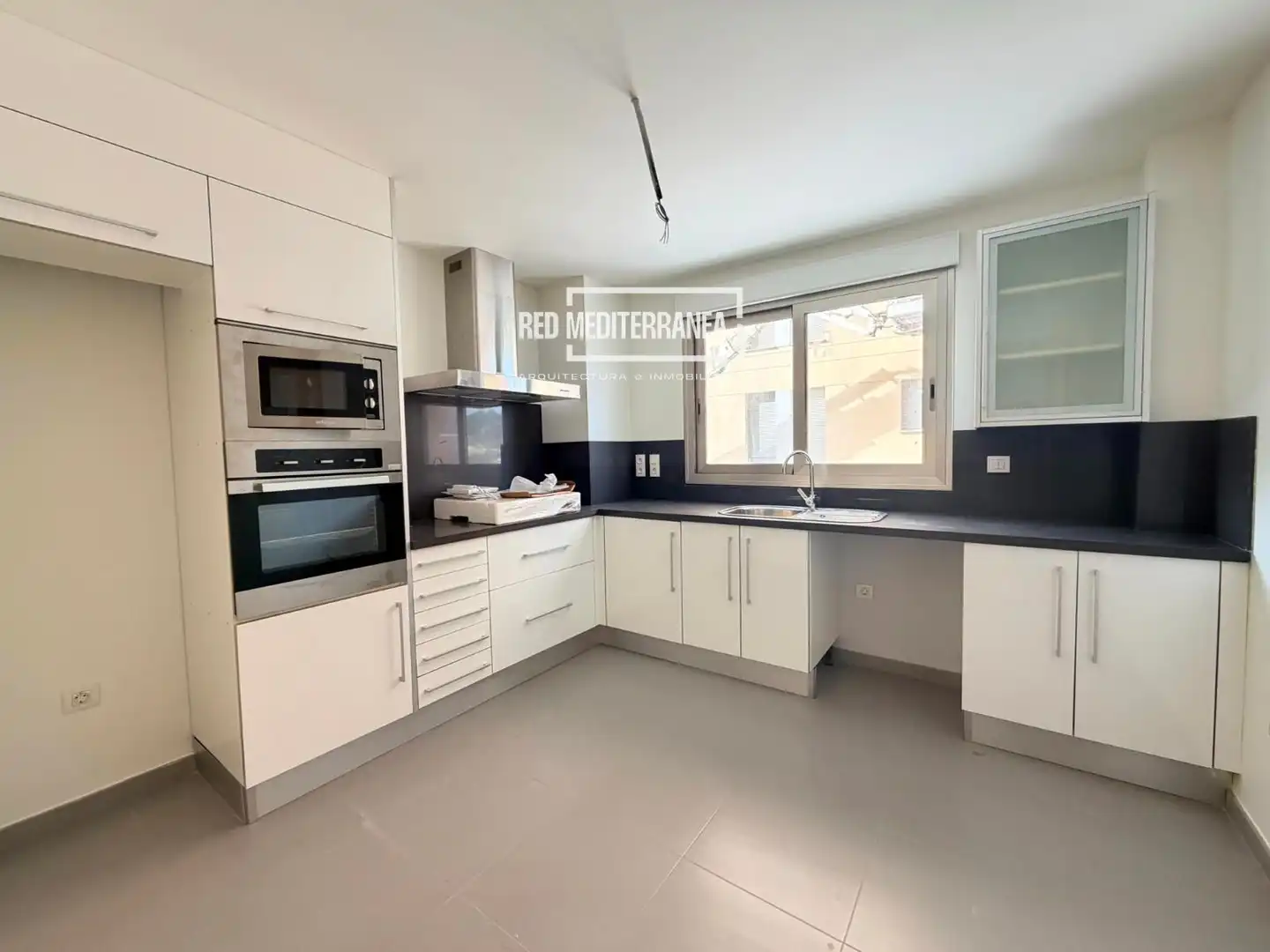 Cocina de Piso en venta en Gandia con Aire acondicionado, Piscina y Piscina comunitaria