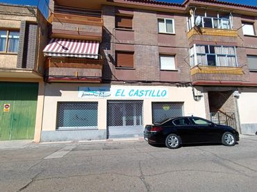 Business premises for sale in Calle HUERTOS 29