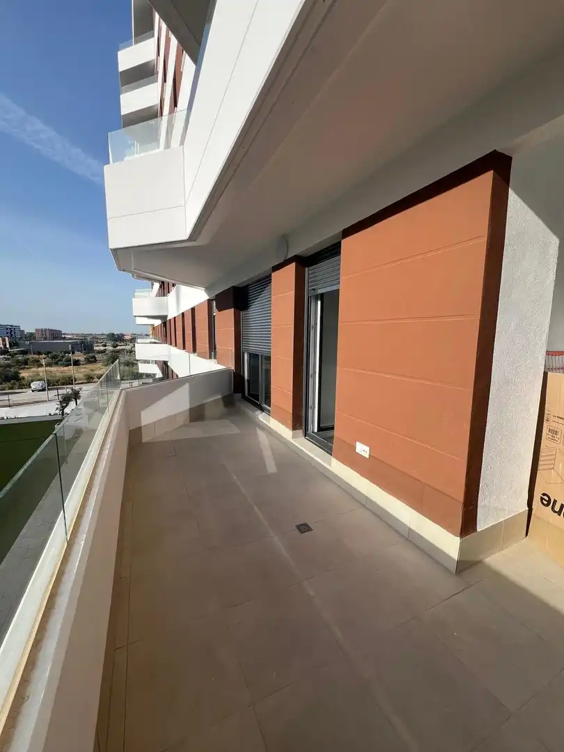 Exterior view of Flat for rent in Dos Hermanas  with Air Conditioner, Heating and Private garden
