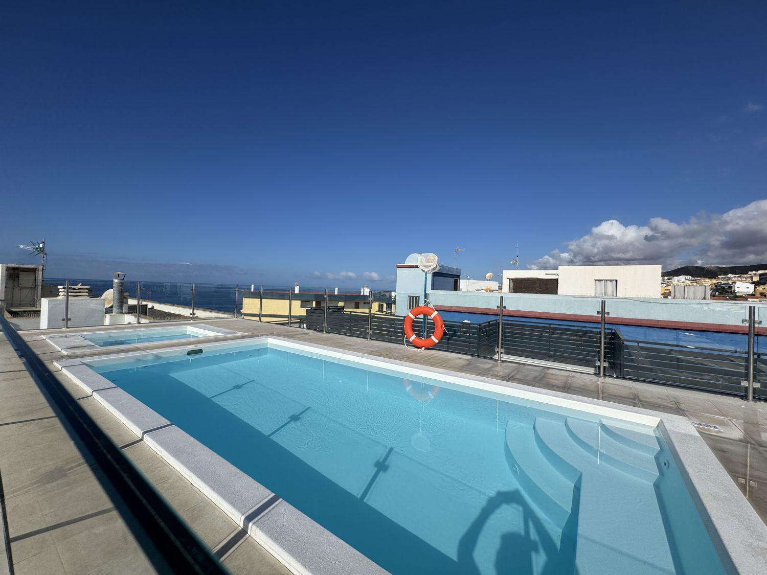 Piscina de Apartament de lloguer en Mogán amb Balcó i Piscina comunitària